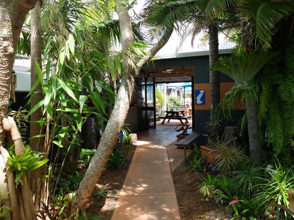 Noosa Backpackers Resort Noosaville Exterior foto